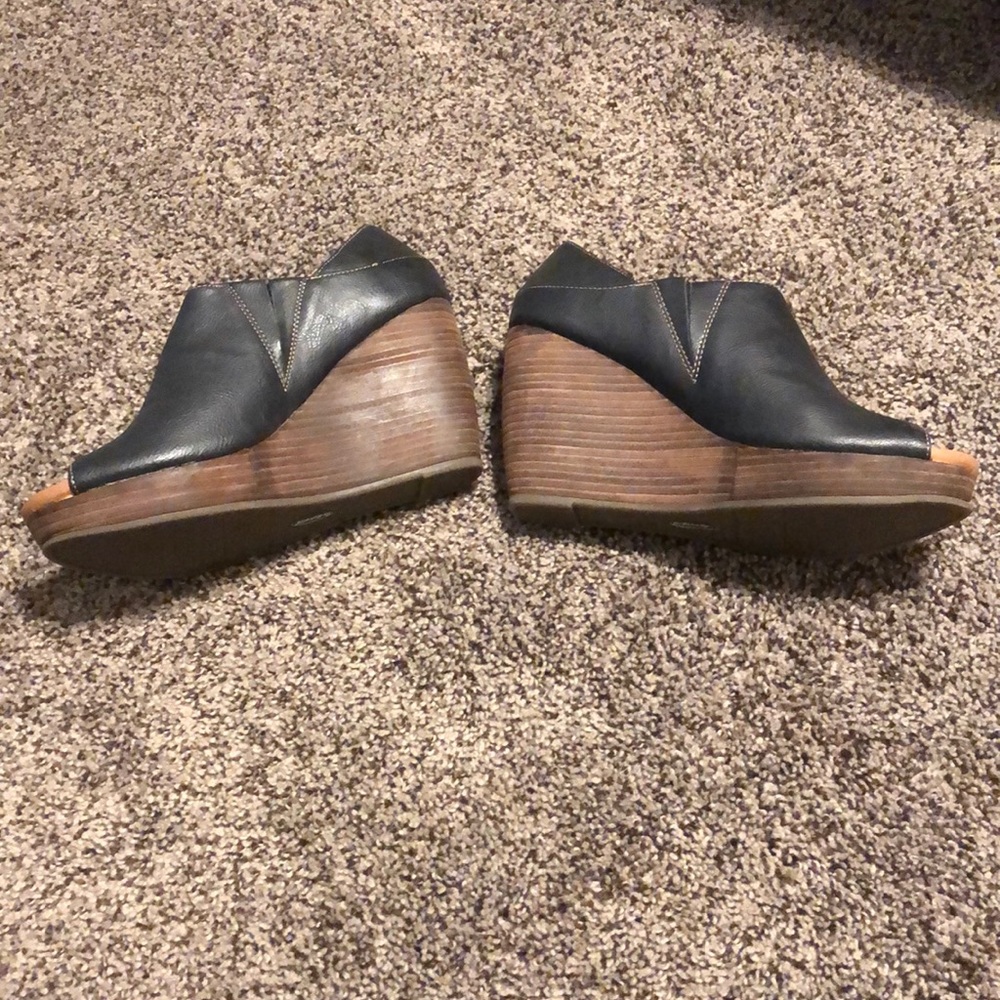 Dr schools wedge open toe
